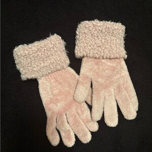 Cozy Pink Textured Gloves